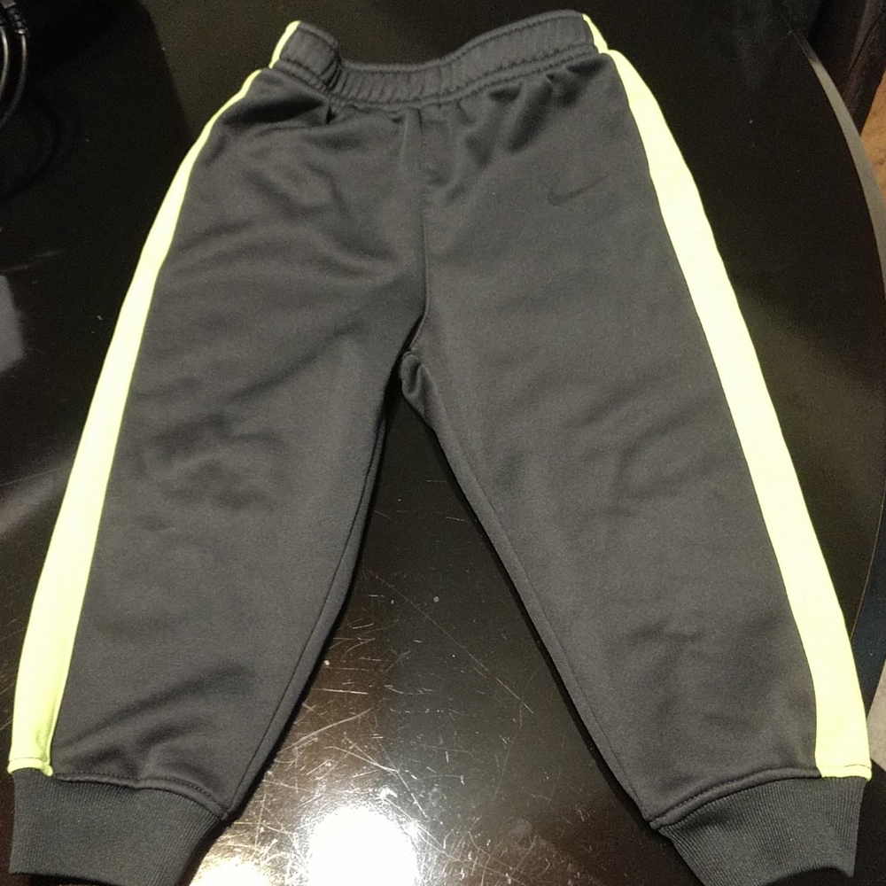 Nike joggers